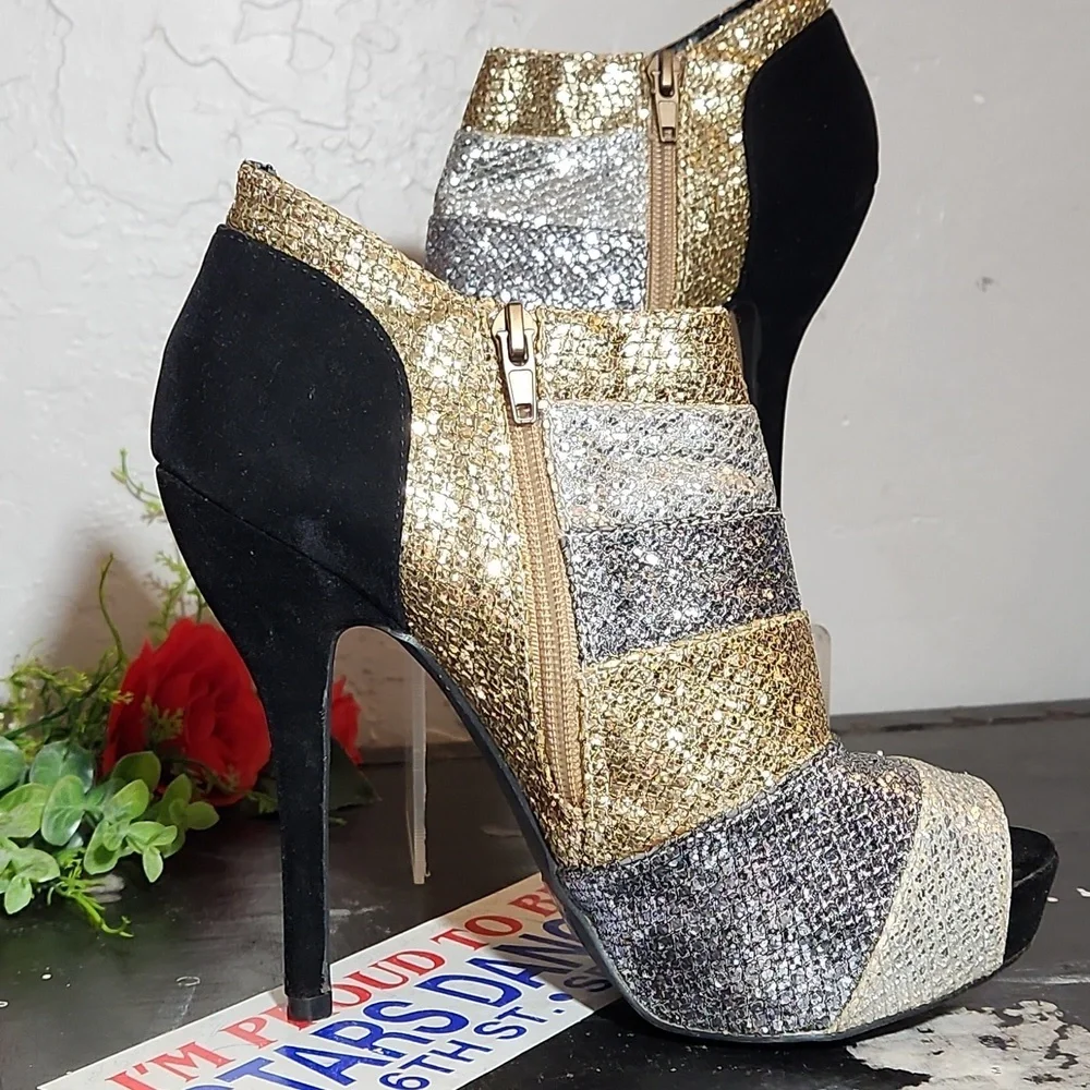 Gold Silver BlackFaux Suede Stiletto Zippered Heel 8